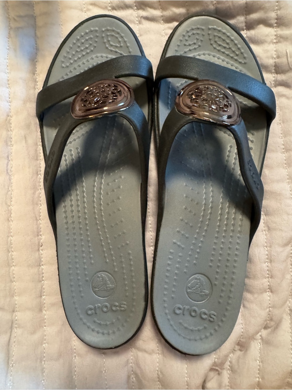 CROCS Women's Gray and Black Slide Sandals with Medallion - Picture 2 of 5